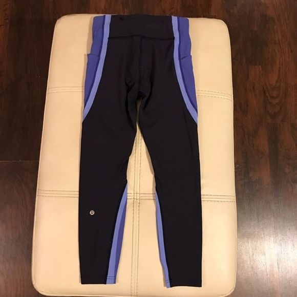 Lululemon Wild Twist Leggings - Picture 7 of 10